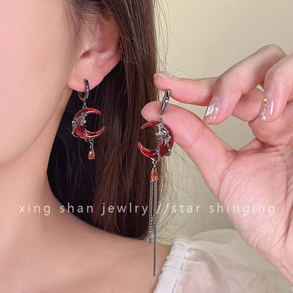 Moon-Shaped Earring Drop