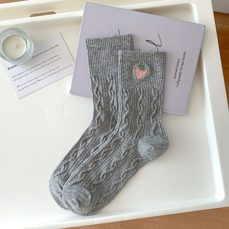 Embroidered Ribbed Socks