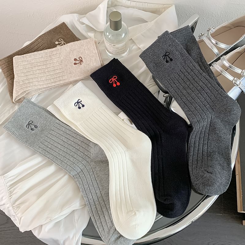 Bow Embroidered Socks / Set