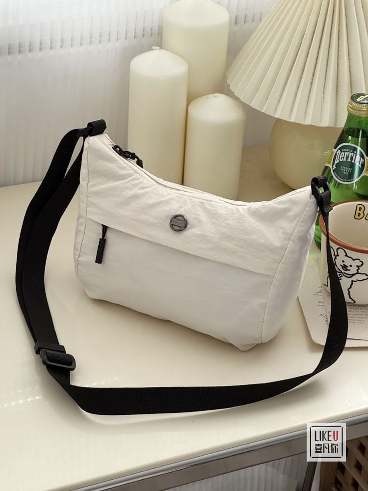 Multi-Pocket Shoulder Bag