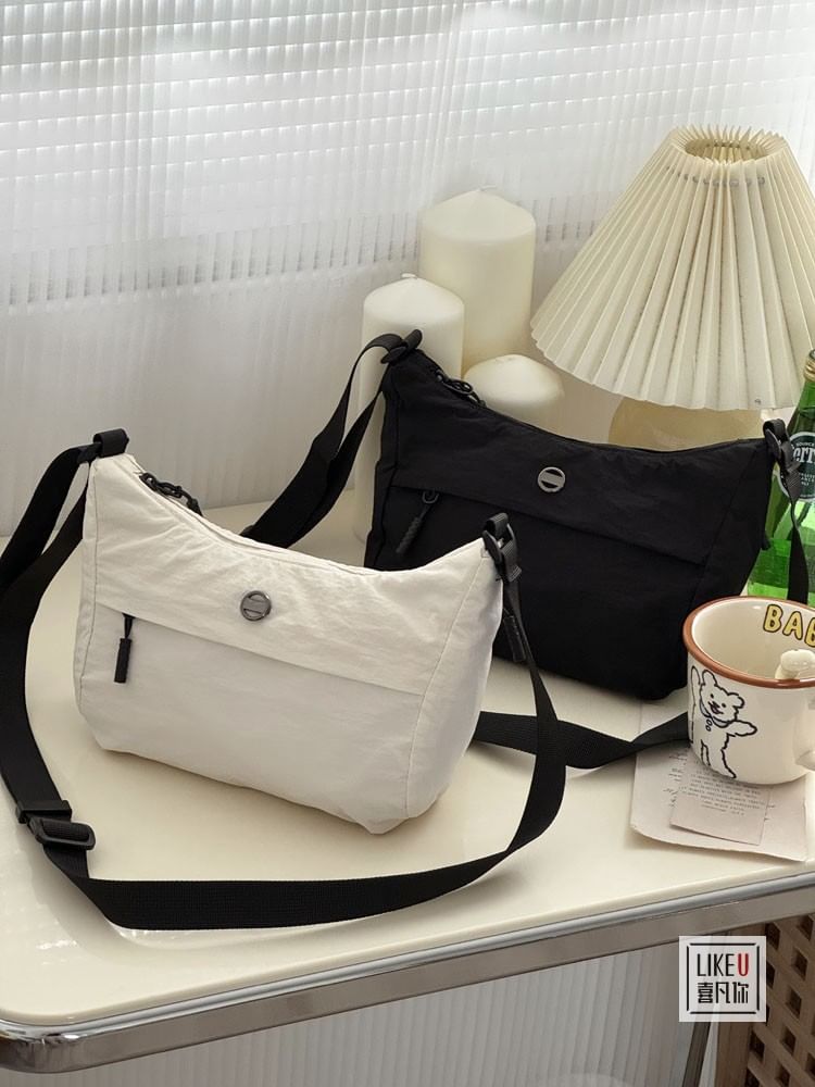 Multi-Pocket Shoulder Bag