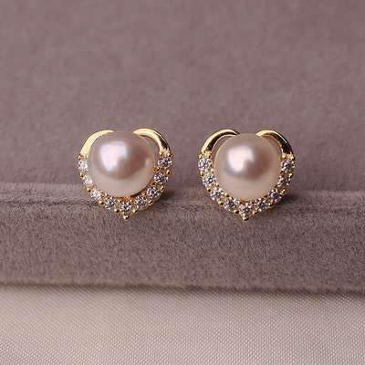 Faux Pearl Rhinestone Ear Stud