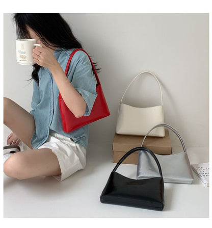 Umhängetasche aus Kunstleder