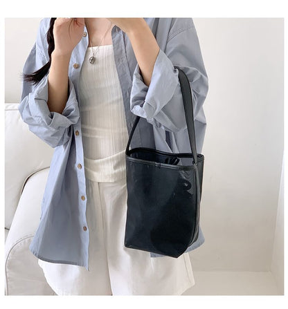 Set: Mesh Bucket Bag + Pouch