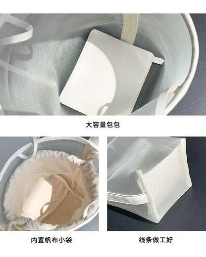 Set: Mesh Bucket Bag + Pouch