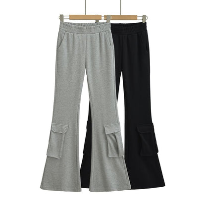 Elastic Waist Bootcut Cargo Sweatpants