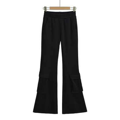 Elastic Waist Bootcut Cargo Sweatpants