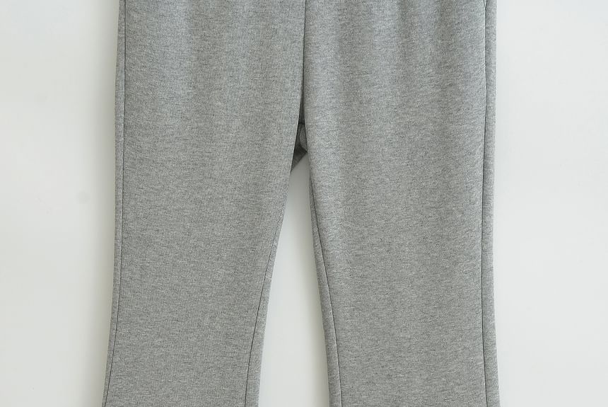 Elastic Waist Bootcut Cargo Sweatpants