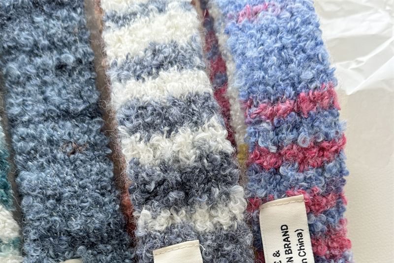 Gradient Scarf Skinny Knit