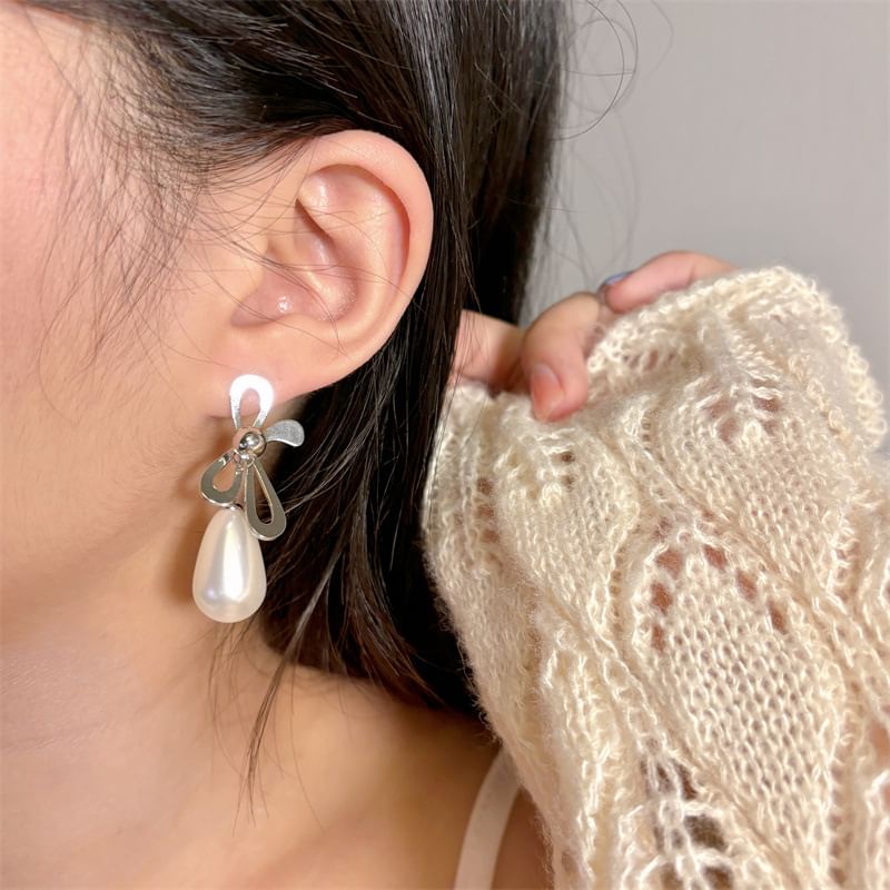 Bow Faux Pearl Drop Earring