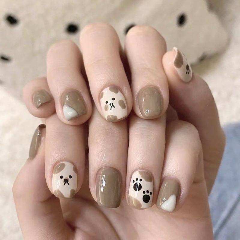 Bear Press On Nail