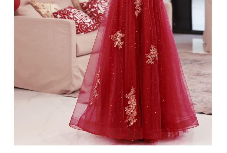 Long Sleeve Embroidered Cheongsam Wedding Dress