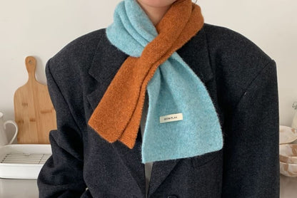 Two-Tone Knit Scarf
