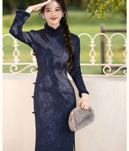 Long-Sleeve Floral Fluffy Trim Maxi Qipao