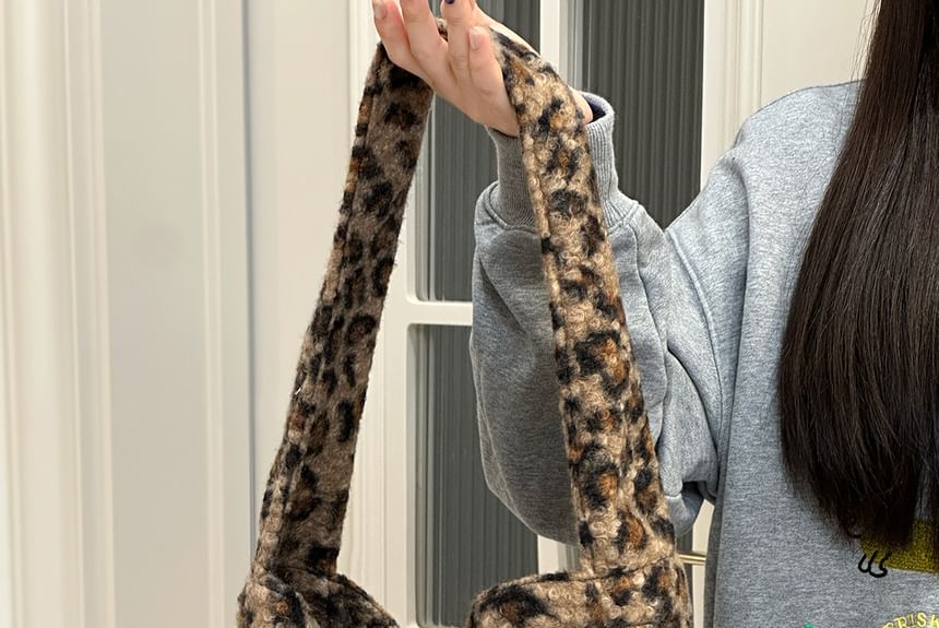 Fluffy Leopard Tote Bag