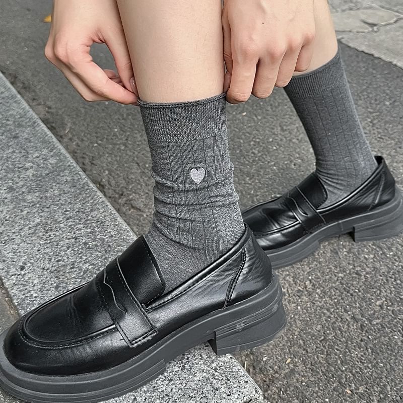 Heart Embroidery Crew Socks