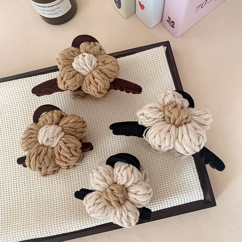 Yarn Flower Hair Claw Clip