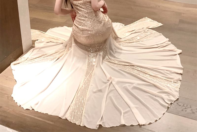 Halter Sequin Mermaid Evening Gown
