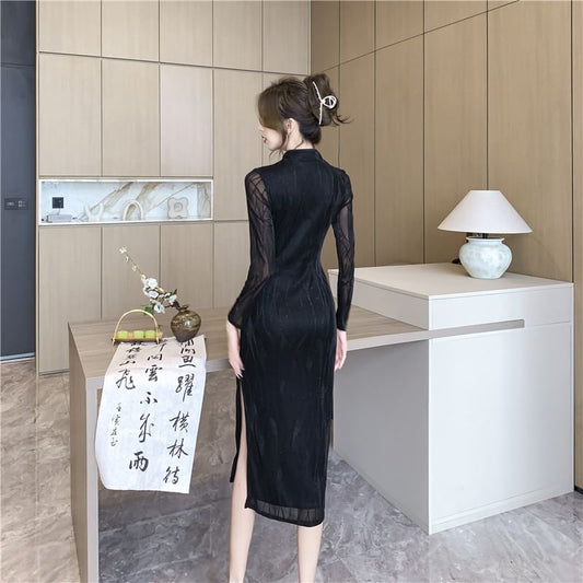 Long-Sleeve Cutout Slit Midi Qipao