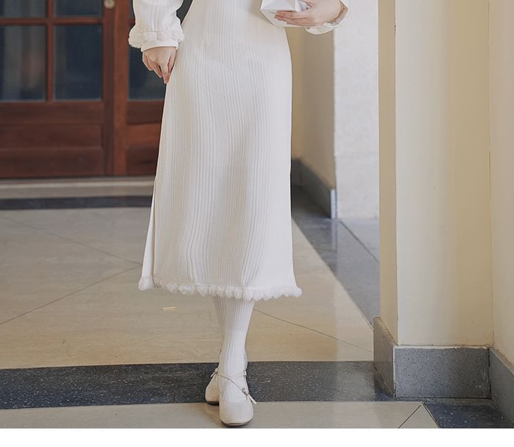 Long-Sleeve Plain Fluffy Trim Midi A-Line Qipao / Embroidered Crop Button Vest / Set
