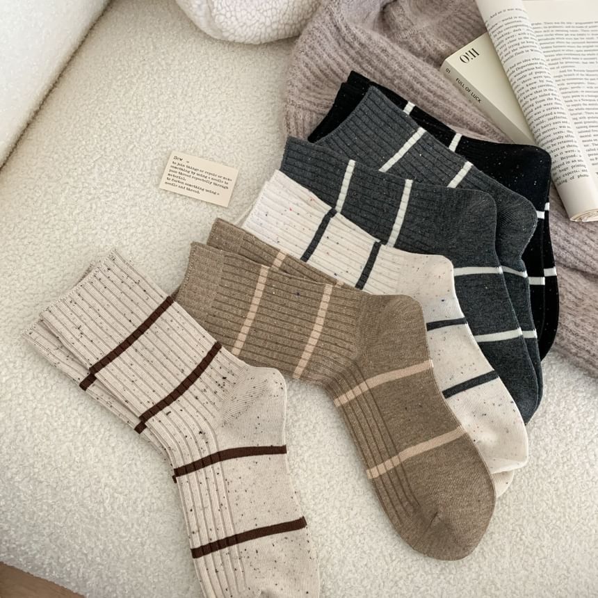Striped Ribbed Socks