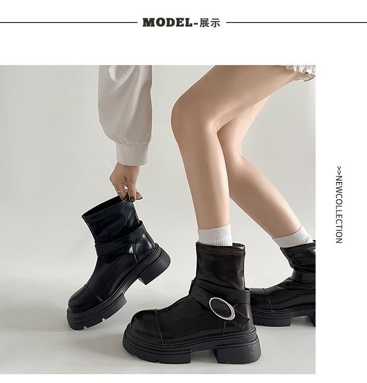 Platform Panel Short Boots Buckled