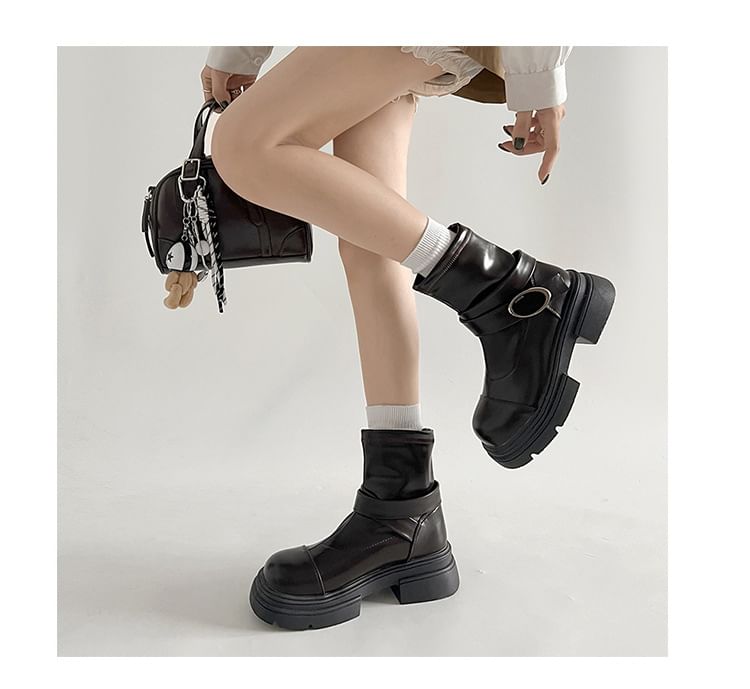 Platform Panel Short Boots Buckled