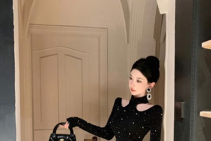 Long Sleeve Mock Neck Glitter Mermaid Evening Gown