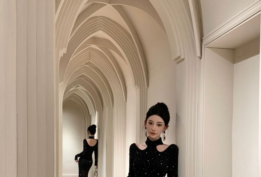 Long Sleeve Mock Neck Glitter Mermaid Evening Gown