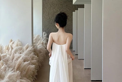 Strapless Plain Sheath Wedding Gown