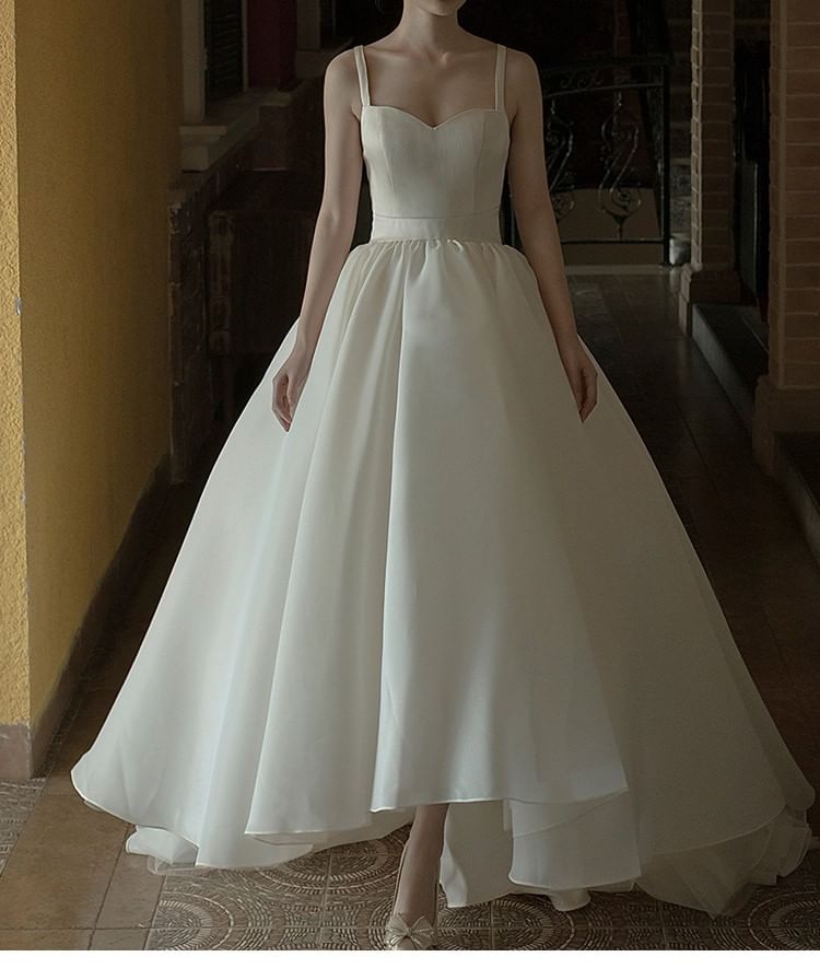 Spaghetti Strap Sweetheart Neckline Plain Trained Open Back A-Line Wedding Ball Gown