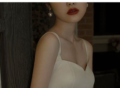 Spaghetti Strap Sweetheart Neckline Plain Trained Open Back A-Line Wedding Ball Gown