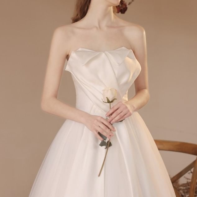 Strapless Plain A-Line Wedding Gown