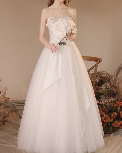 Strapless Plain A-Line Wedding Gown