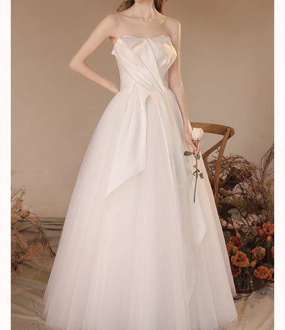 Strapless Plain A-Line Wedding Gown