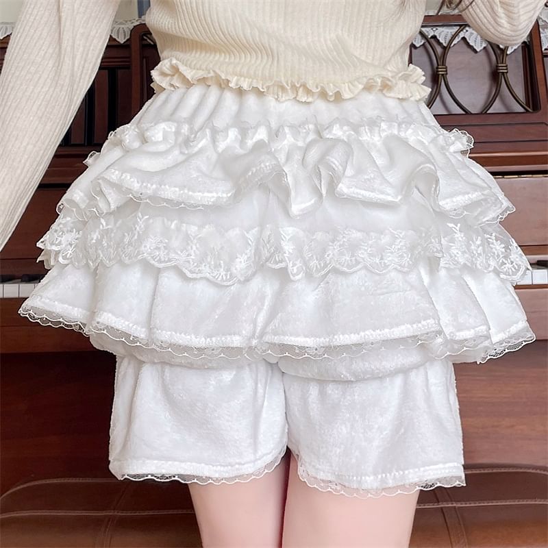 Mid Rise Plain Lace Trim Skorts