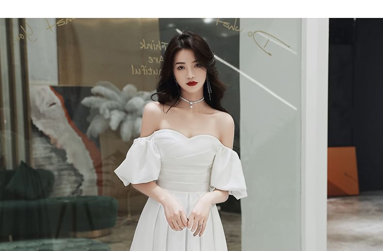 Puff-Sleeve Off-Shoulder Plain A-Line Wedding Gown / Midi Dress