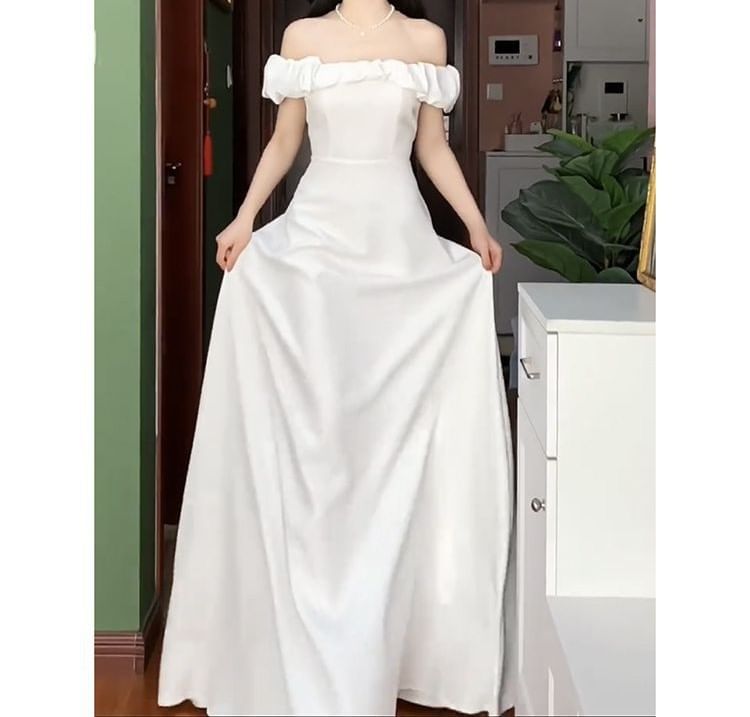 Cap-Sleeve Off-Shoulder Plain A-Line Wedding Gown