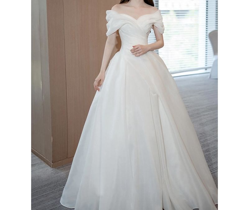 Wedding Gown Plain Sleeveless Off-Shoulder Ball