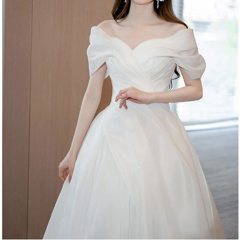 Wedding Gown Plain Sleeveless Off-Shoulder Ball
