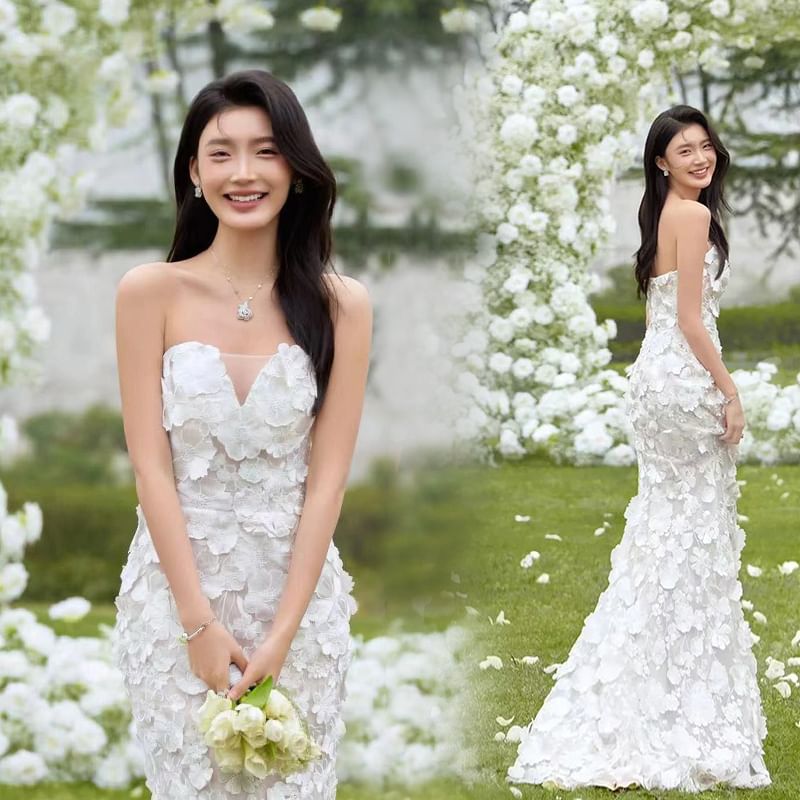 Strapless Notch Neck Floral Applique Trained Mermaid Wedding Gown