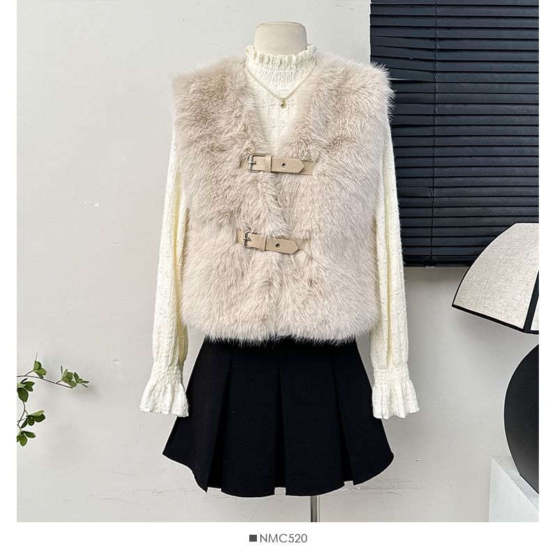 Buckled Faux-Fur V-Neck Vest Jacket