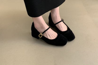 Low Heel Plain Mary Jane Pumps