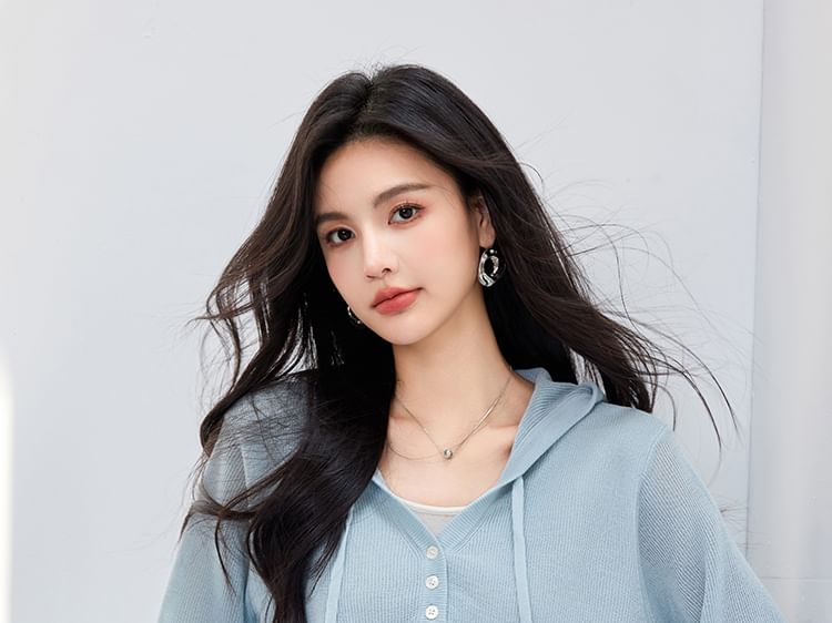 Tone Two-Piece Hoodie V-Neck Mock Knit Two