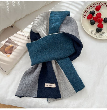 Two-Tone Label Applique Scarf