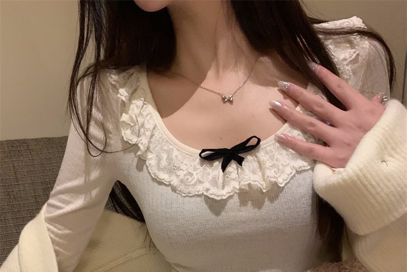 Ruffle Trim Scoop Neck Long Sleeve Plain Tee