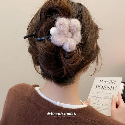 Flower Pearl Faux Clip Hair