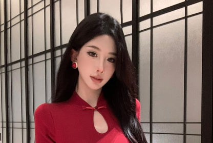 Long Sleeve Plain Keyhole Slit Maxi Qipao