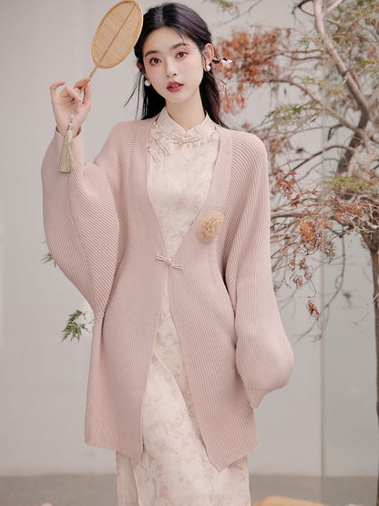 3/4-Sleeve Floral Faux Pearl Midi Qipao / Ribbed Long Frog Button Cardigan