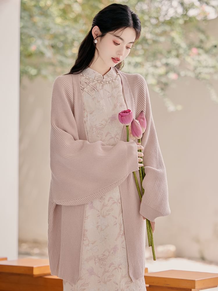 3/4-Sleeve Floral Faux Pearl Midi Qipao / Ribbed Long Frog Button Cardigan